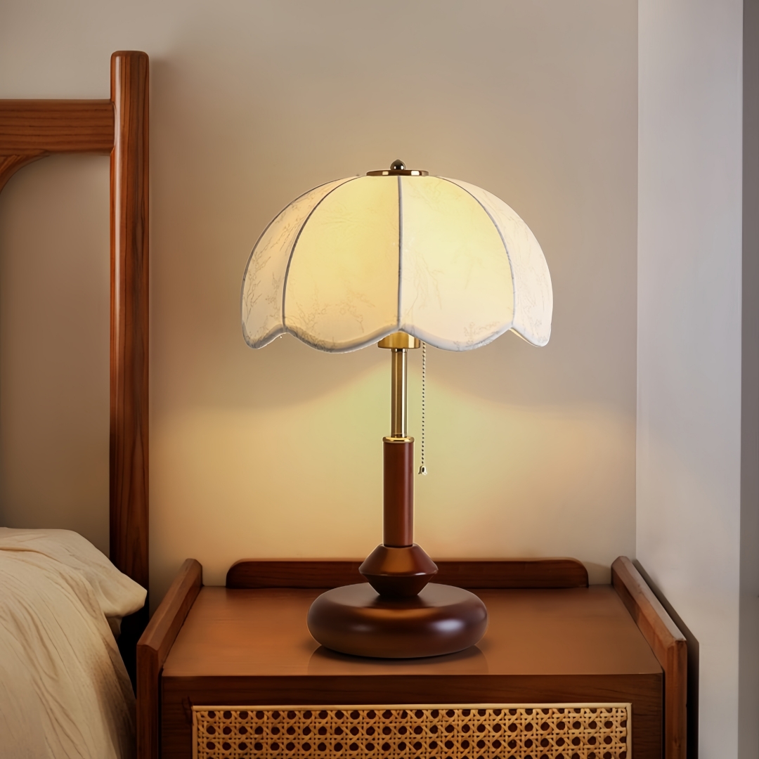 Home Decor Retro - Винтажная настольная лампа-купол с фестончатым краем
